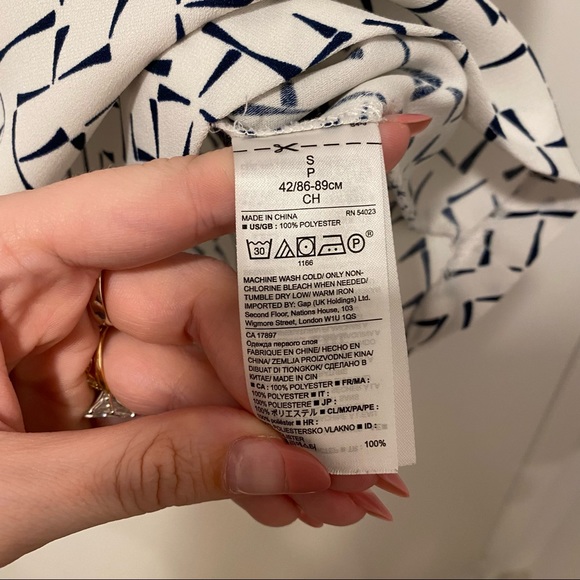 Banana Republic Top - Picture 5 of 5